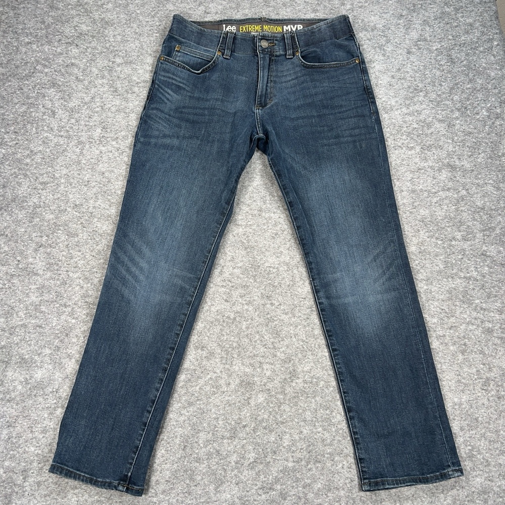Lee Jeans Mens 32x30 Blue Straight Tapered Denim Extreme Motion MVP Performance